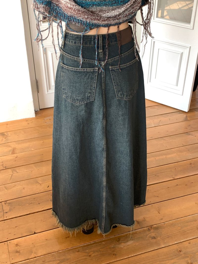 Elder Pintuck Pleated Long Denim Skirt