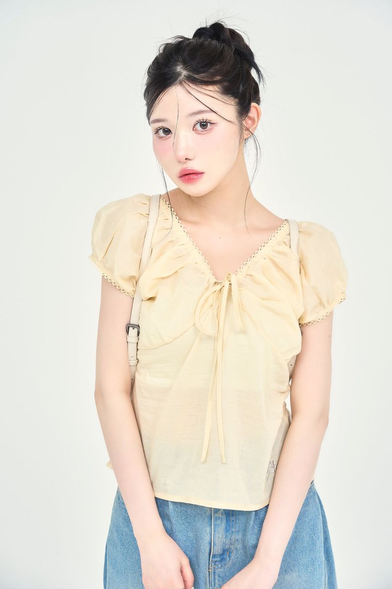 フリルブラウス / frill blouse