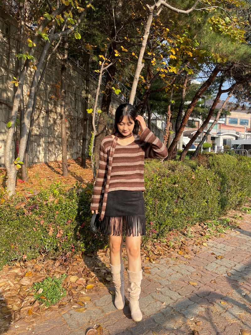 Western hippie suede skirt
