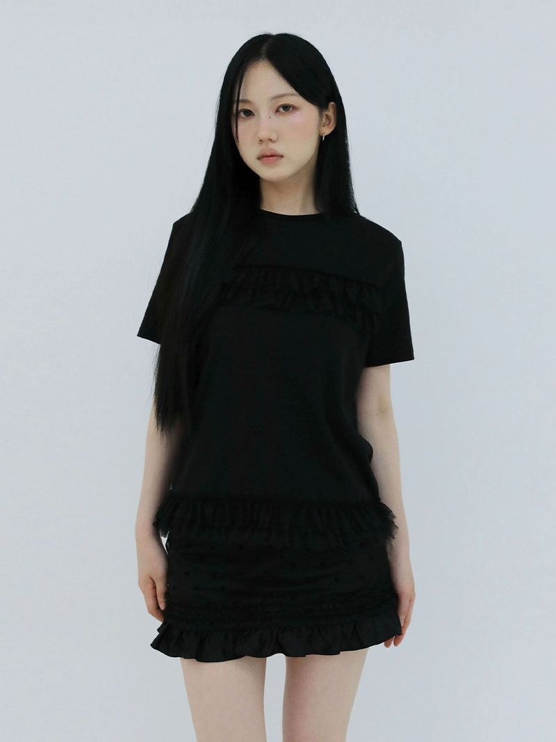 UGLYSHADOW（アグリーシャドウ）の「FRILL CANCAN T-SHIRT(BLACK)（Tops）」
