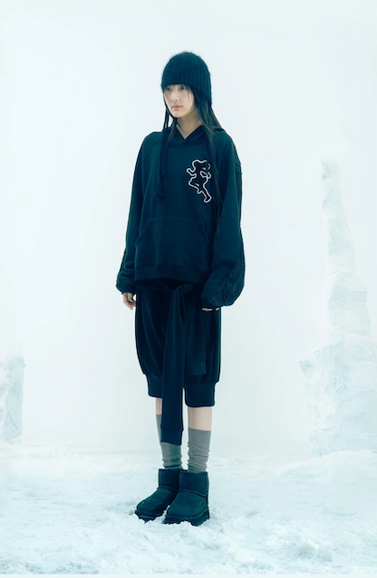 Double Strap Angora Beanie / Black