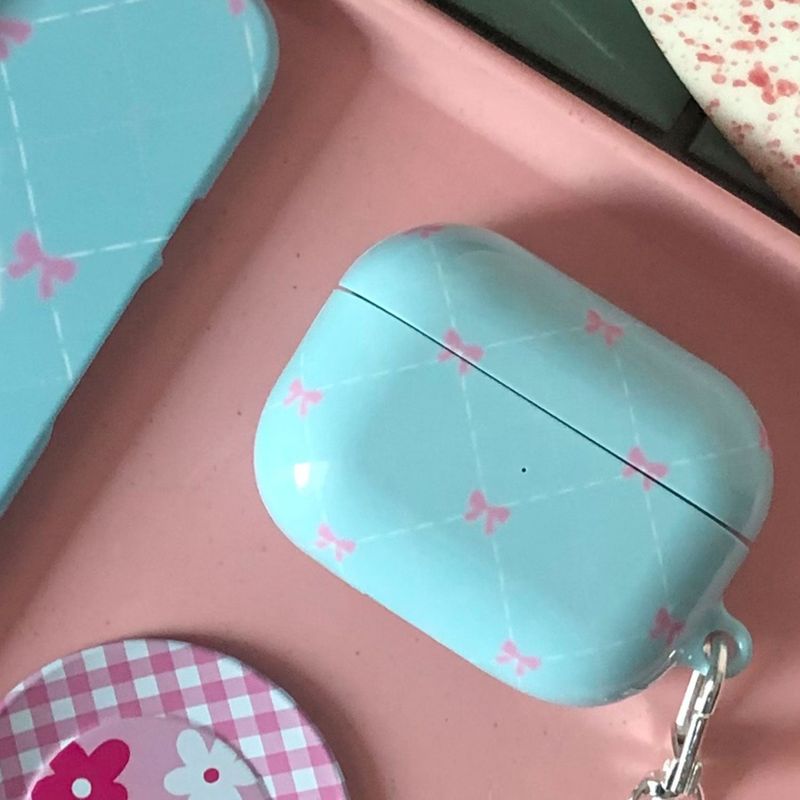 vintage ribbon airpods case (blue)