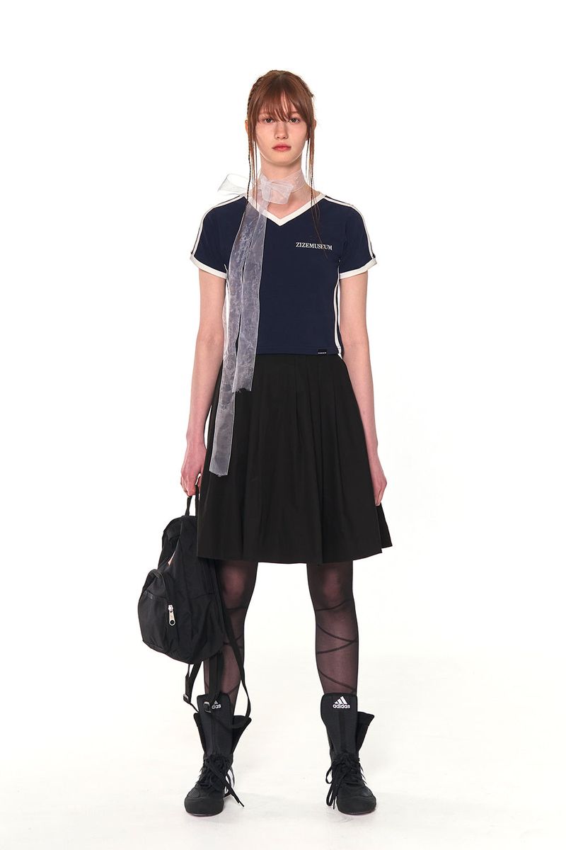 V LINE SPORTY T-SHIRTS (NAVY)