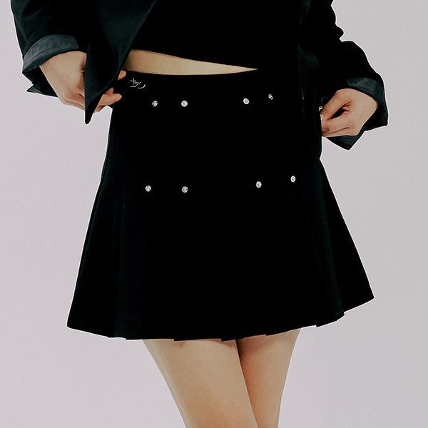 SHINING LOGO PLEATS SKIRTS
