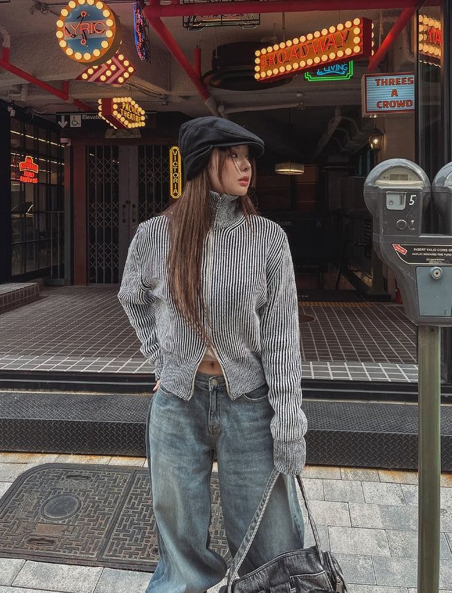 Doa Two Way Knit Zip-up