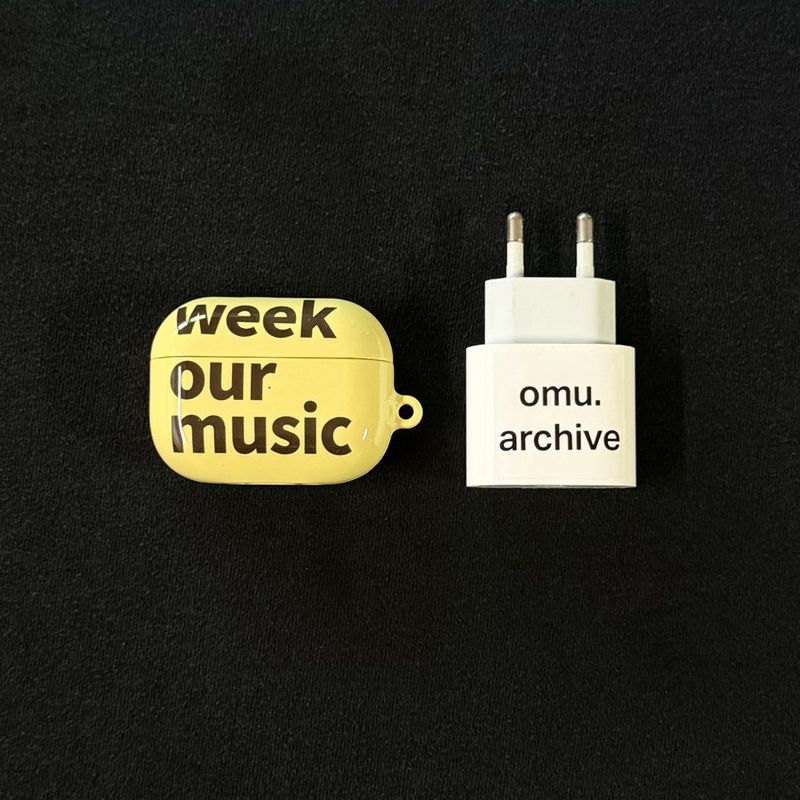 omyonghouse（オミョンハウス）の「odd yellow（Smartphone Accessories）」