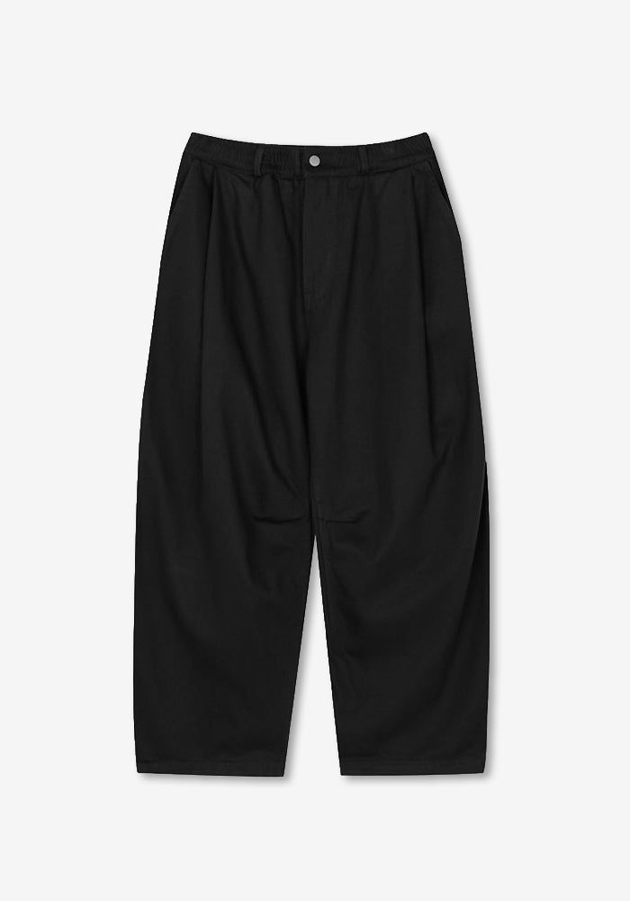AND Pin-tuck Balloon Pants