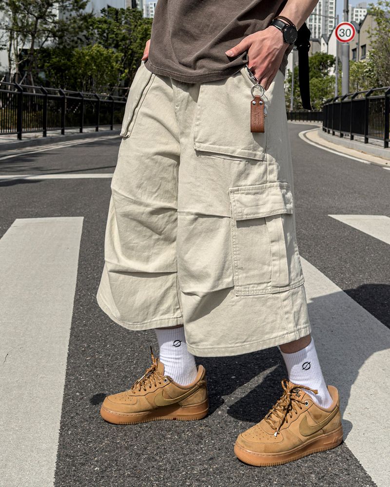 JIIGEUM(ジグム)の「RUBINE 7‑PART CARGO BERMUDA PANTS(Pants)」