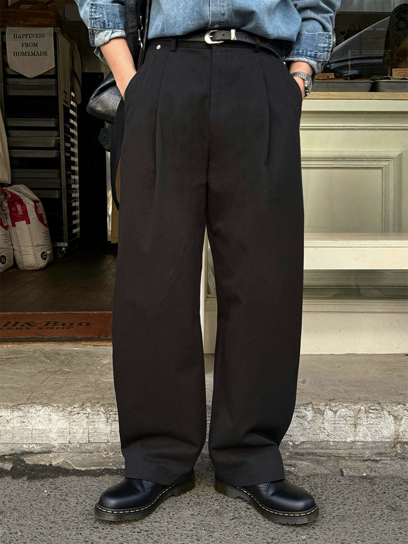 AVAND（アバンド）の「Volume curved cotton pants（Pants）」