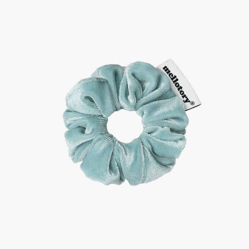 mellotory（メロートリー）の「ミニベルベットシュシュ（スカイブルー）（ヘアアクセサリー）」
