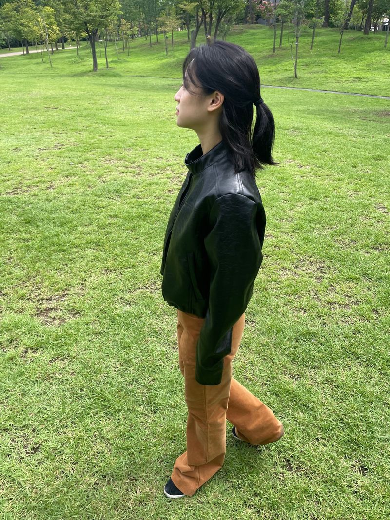 Suede slim bootcut pants