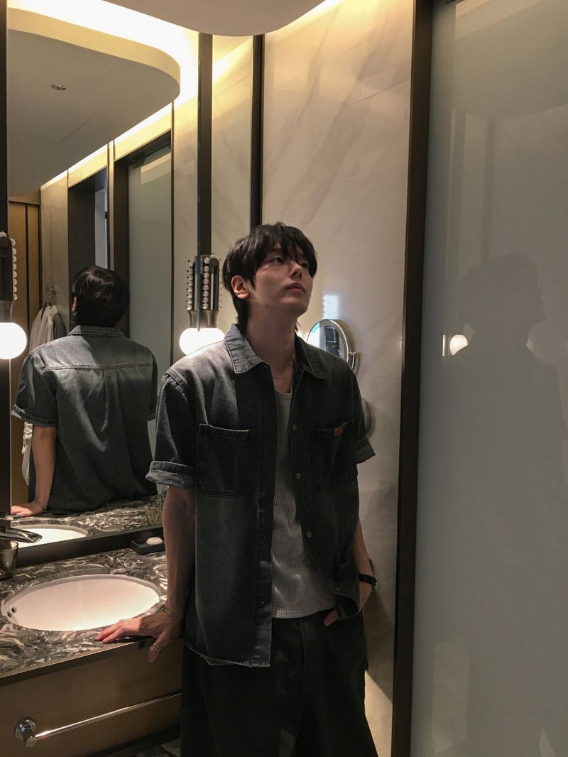 Snap Washed Label Denim Shirt