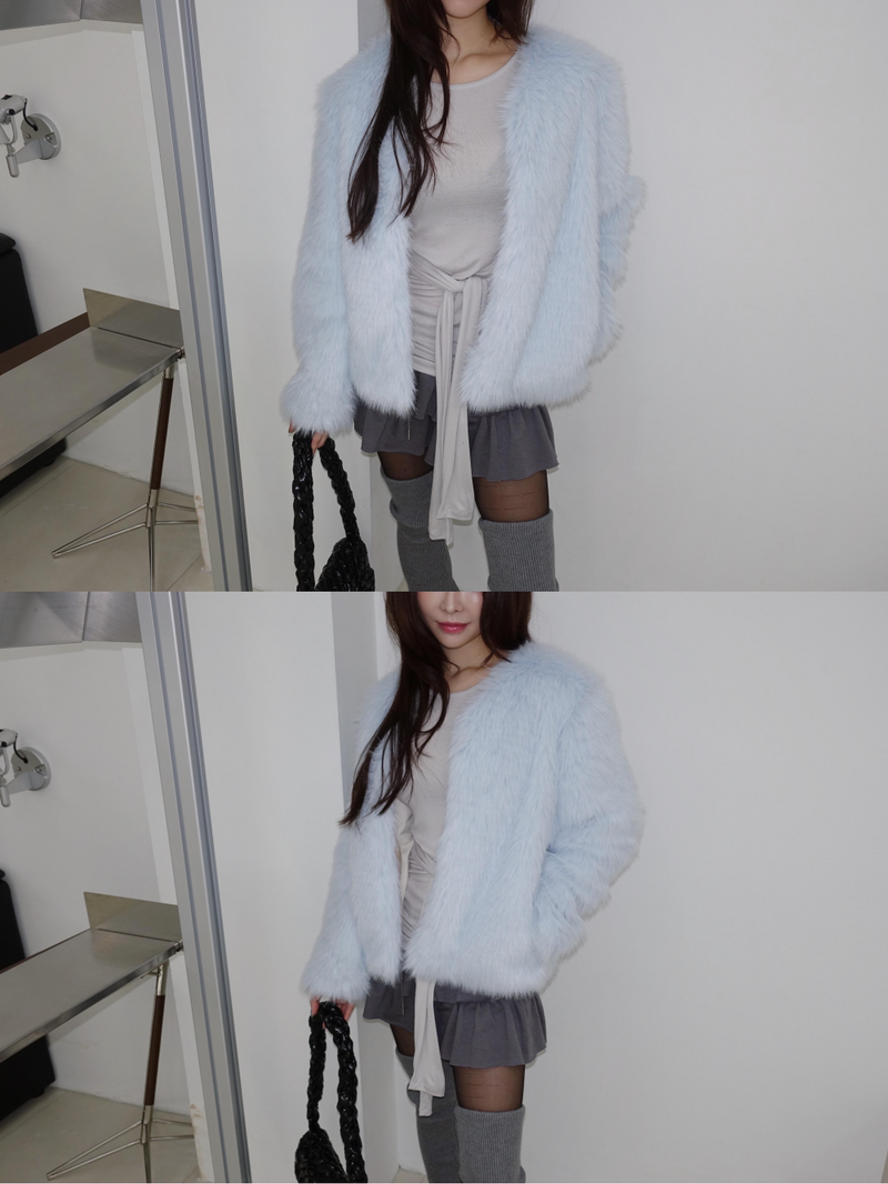Sky Cloud No Collar Fur Jacket