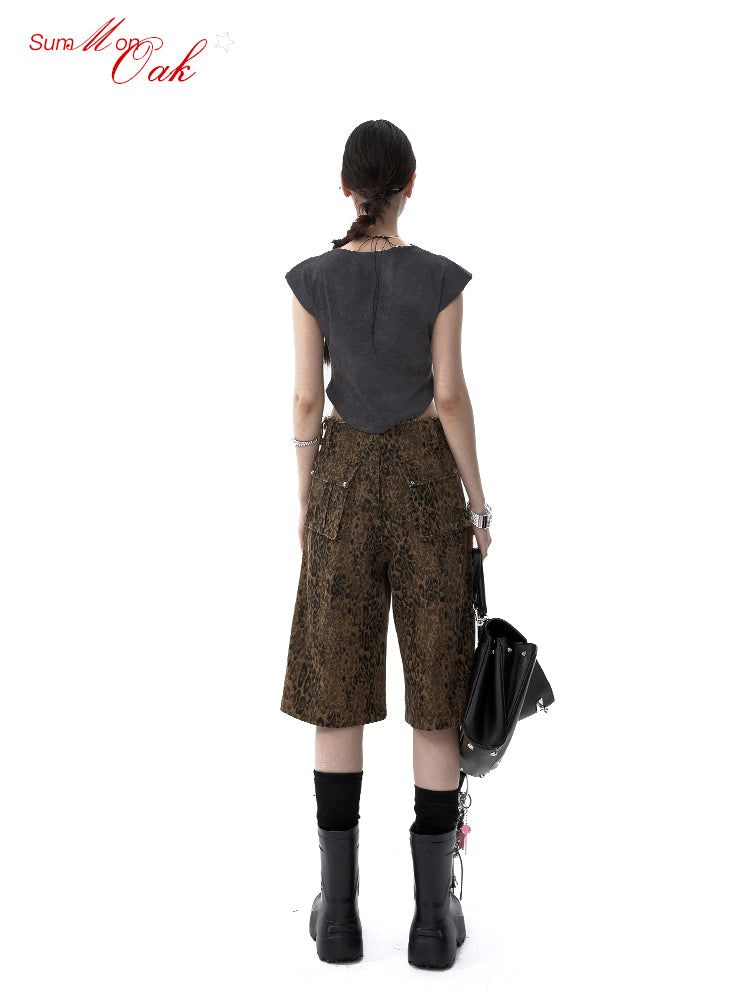 ルーズストレートレッグレッグレオパードローライズデニムショートパンツ (Knee-length/Capri Pants)