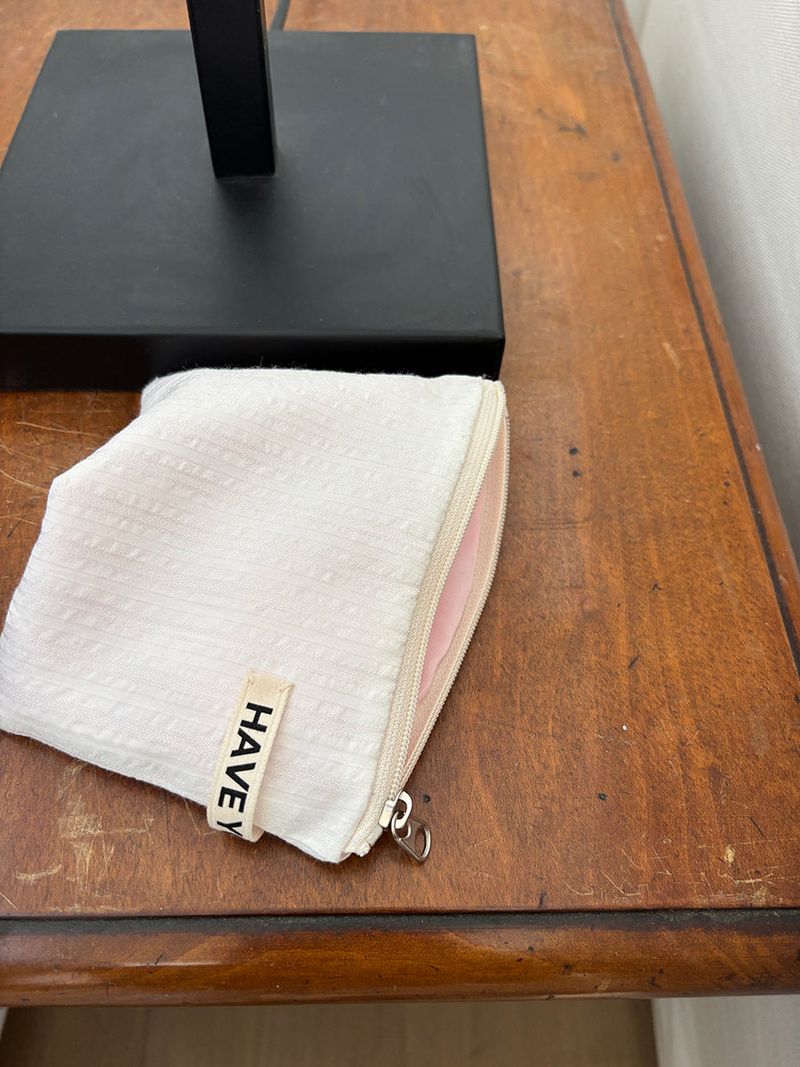 Blush stripe flat pouch - white , M size