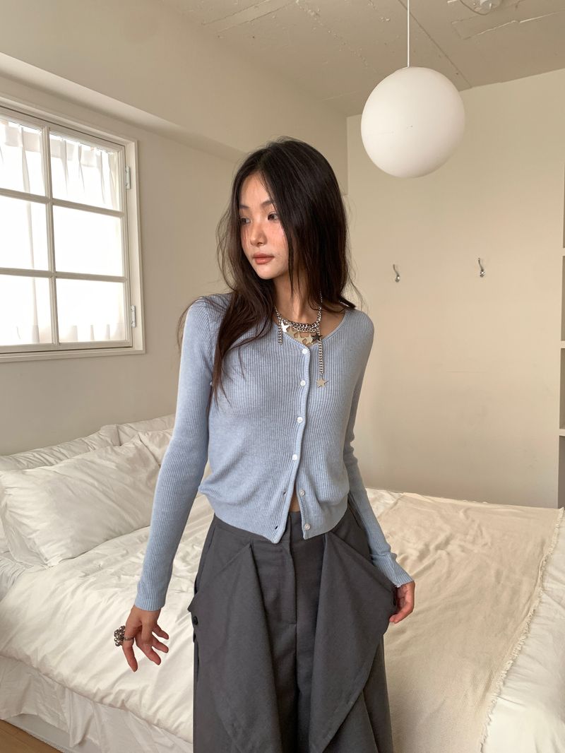 WOOL V-NECK CARDIGAN (5C)