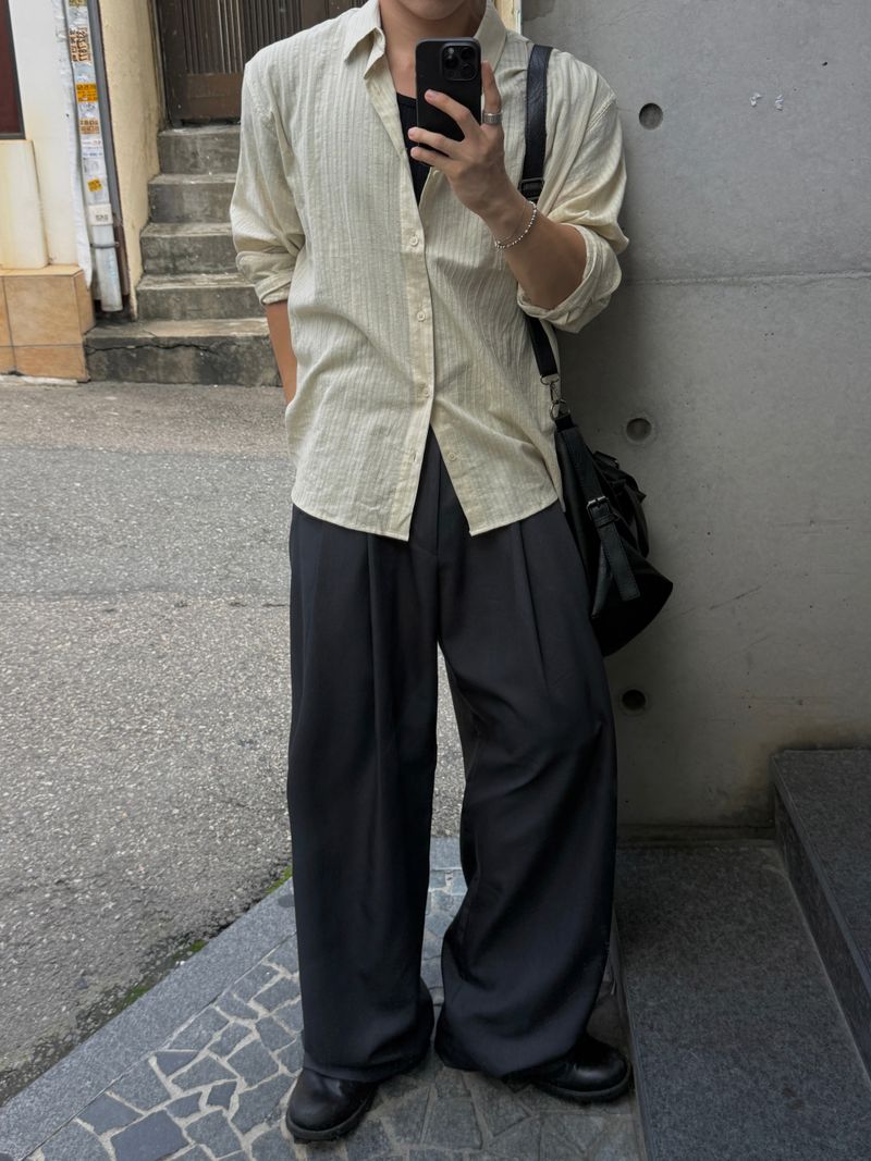 Mona two-tuck wide D-ring slacks