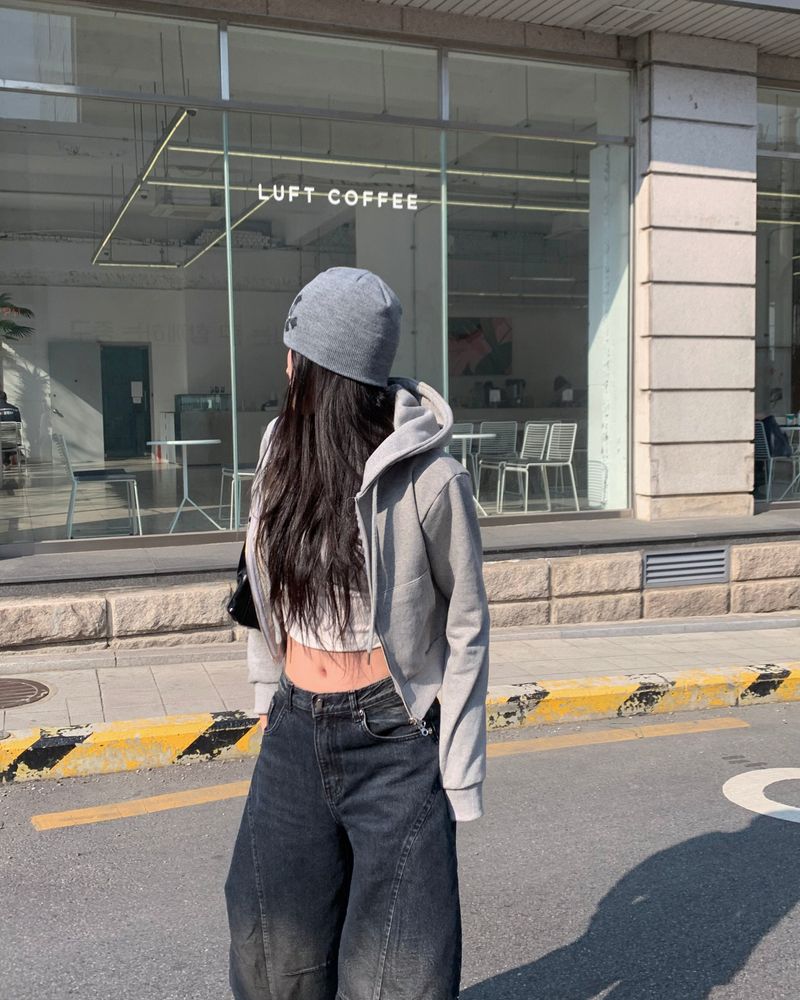 Crop hood zip jumper