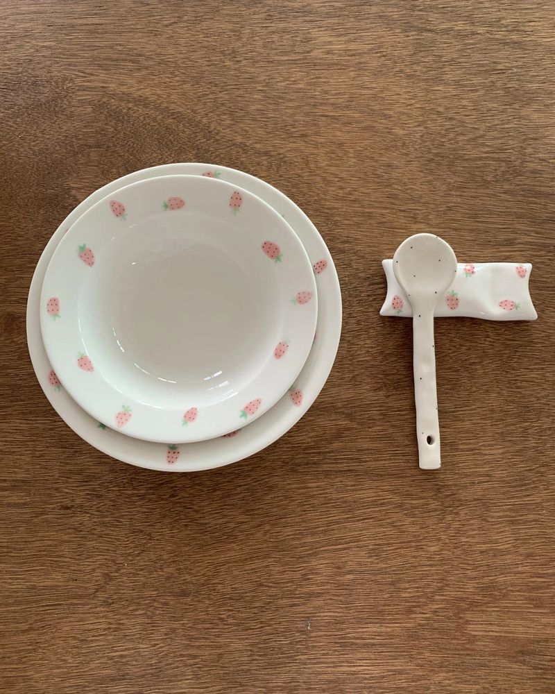 nutceramic（ナットセラミック）の「mellow berry Pasta Bowl : Large size（Tableware/Kitchen Goods）」
