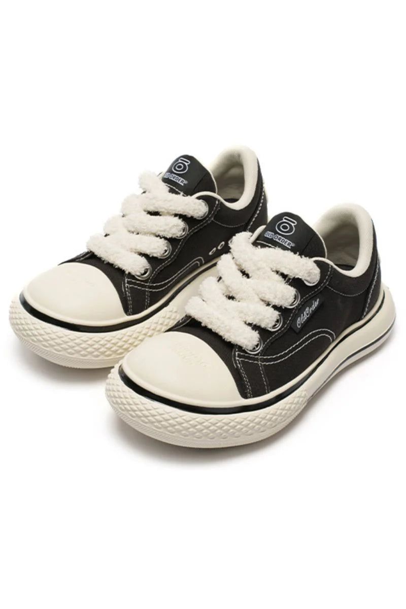 Old Order（オールドオーダー）の「Canvas Low Black Shoes（Shoes）」