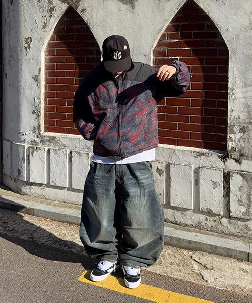 HundoP（ハンドピー）の「Wide Vintage-Washed Denim Balloon Pants（Pants）」