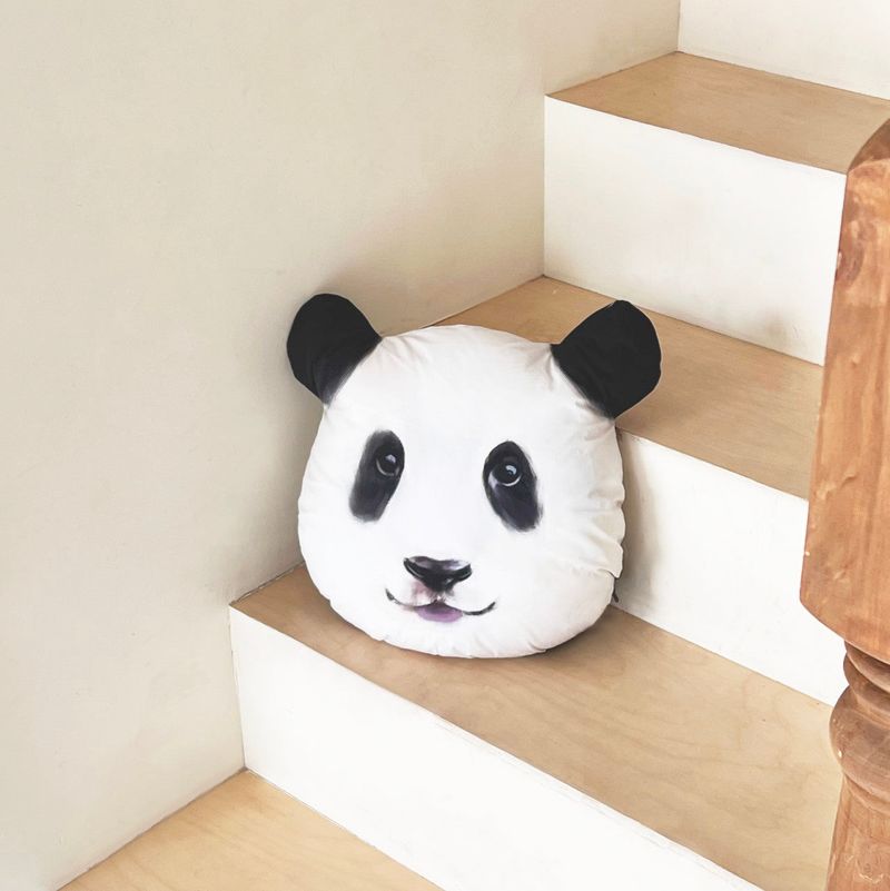 MONT SAINT DE RAINT（モンセンドラン）の「モントバオパンダクッション（スマホグッズ/小物）」
