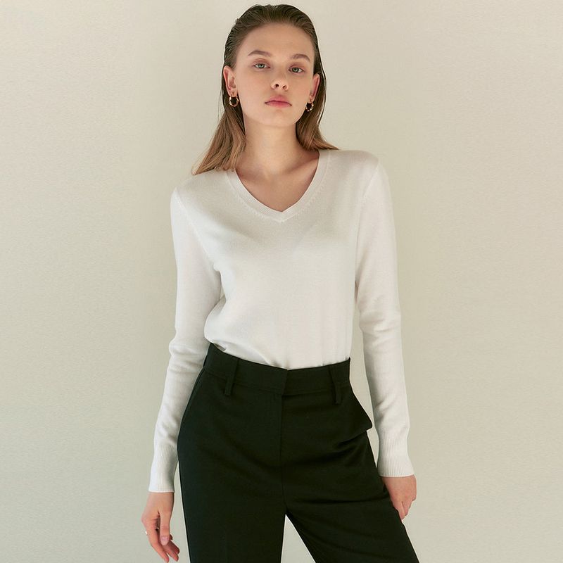 NICK&NICOLE(ニック&ニコール)の「SOFT V NECK KNIT_IVORY(Tops)」