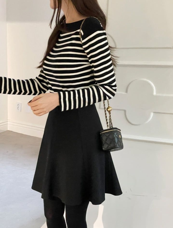 Demu Stripe Boat Neck Knit