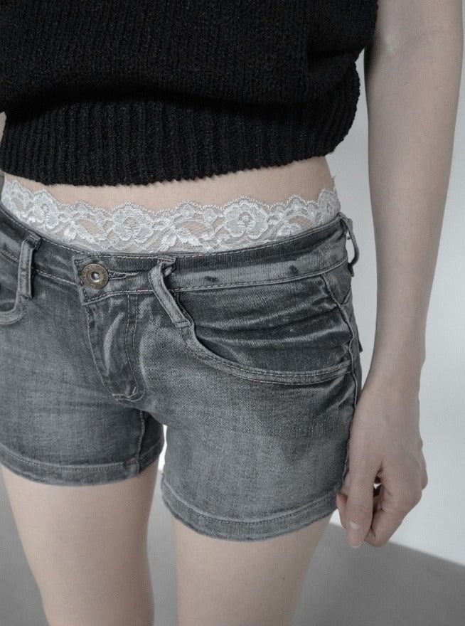 Fade pocket raw denim shorts