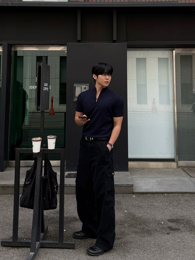 Sain zip-up short sleeve