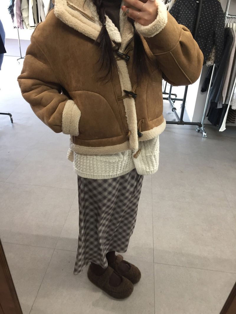 Femme Duffle Hooded Faux Shearling Jacket (2color)