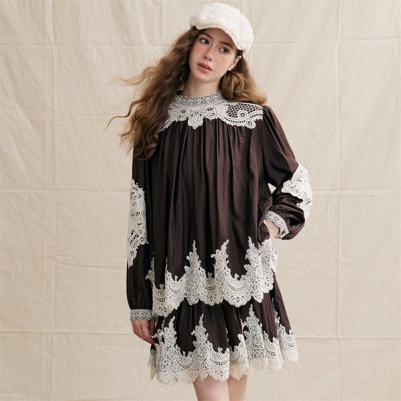 La mode MAQI（ラ モード マキ）の「Balletcore Australian Mood Punched Frill Shirring Top（Tops）」