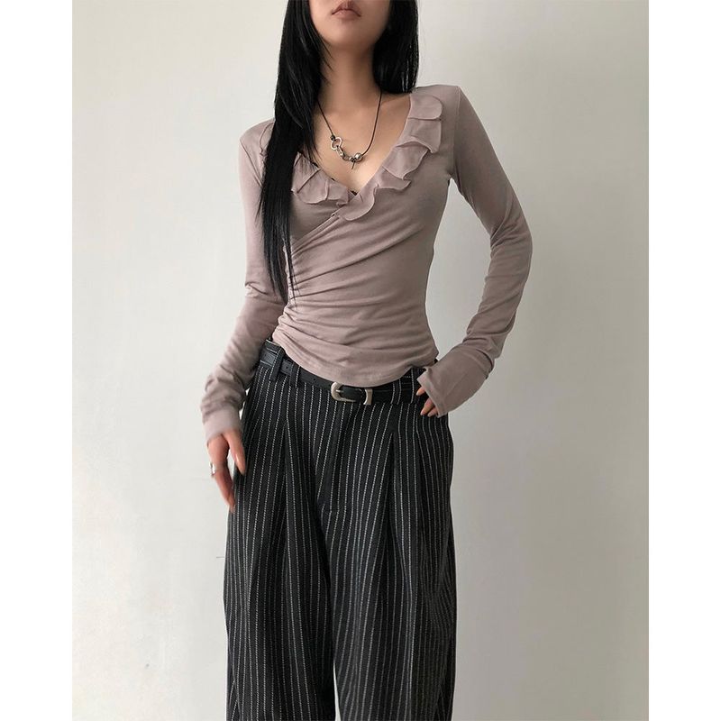 Bai V-neck Frill T