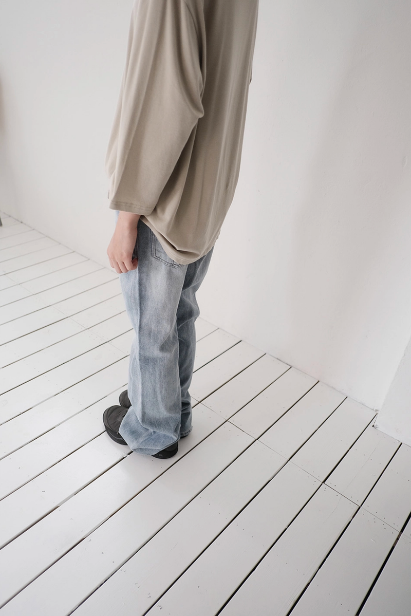 demage semi boots-cut denim