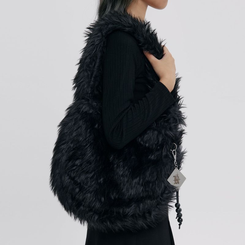 PLUMOSA SHOULDER BAG