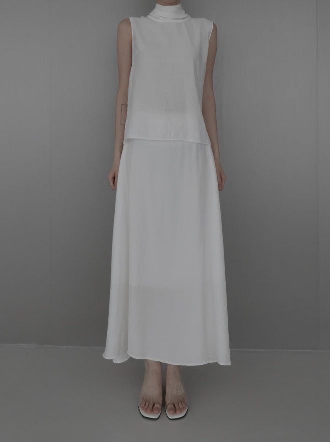 mnem（ムネム）の「Raven Scarf Blouse Two-Piece Set（Setup）」