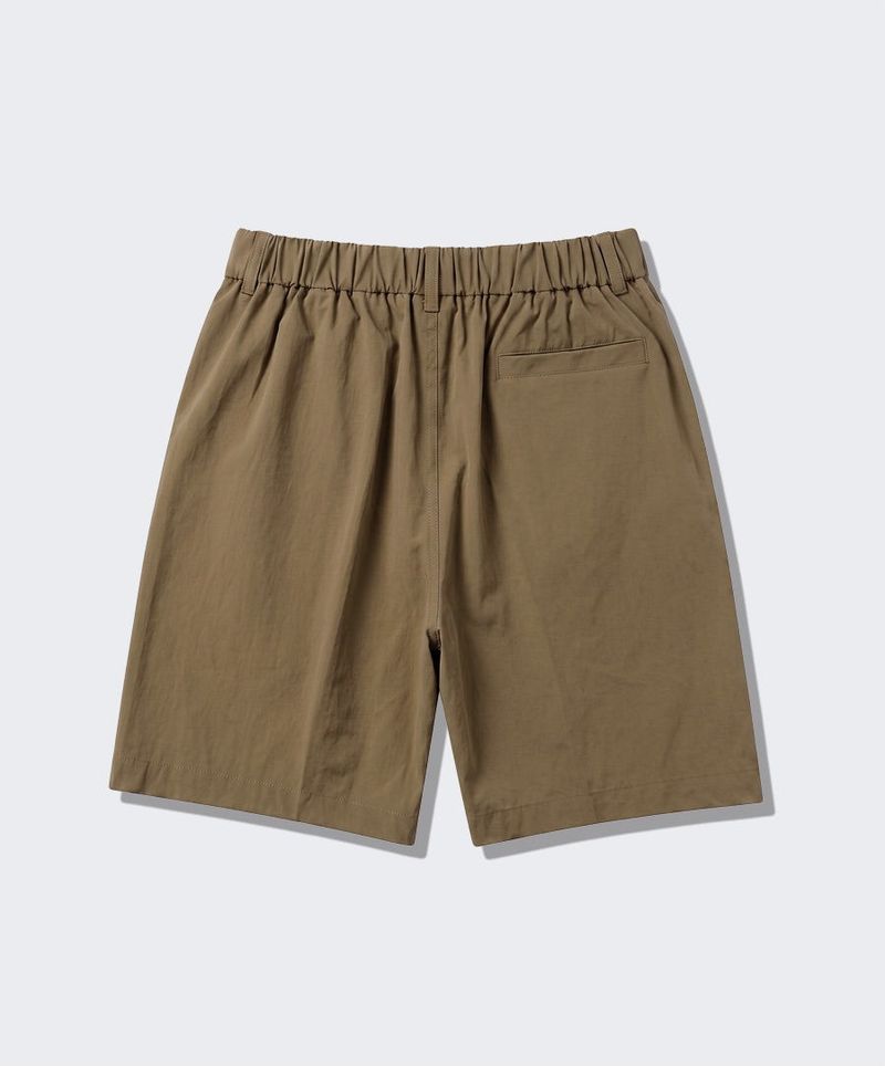 Nylon Stretch Double-Pleat Shorts Beige
