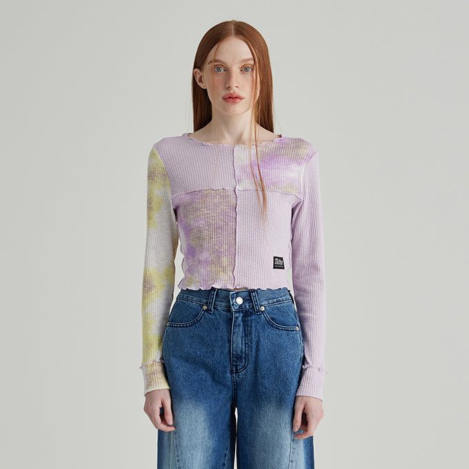 ANDTHEOTHER(アンドジアザー)の「YELLOW TIE-DYE BLOCK MIX CROP LONG SLEEVES T-SHIRT(Tops)」