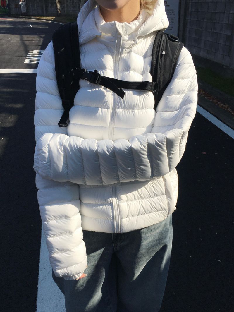 Detachable hood, two-way lightweight padding (4c)
