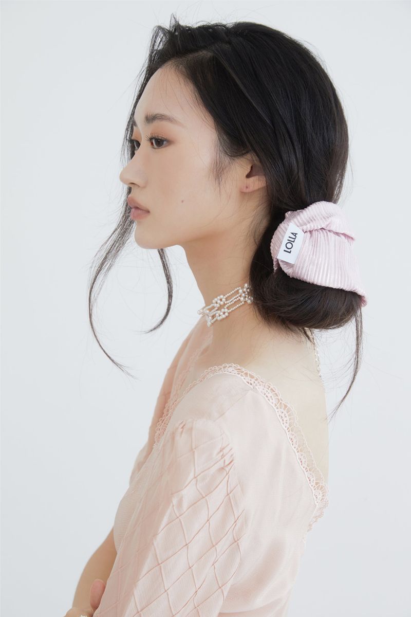 LOLLA(ローラ)の「Everpleats Vail(Hair Accessories)」