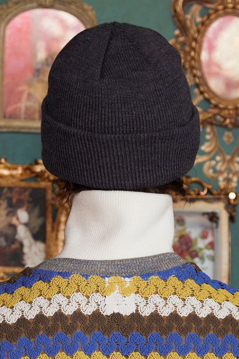 FLOWER BEANIE / CHARCOAL