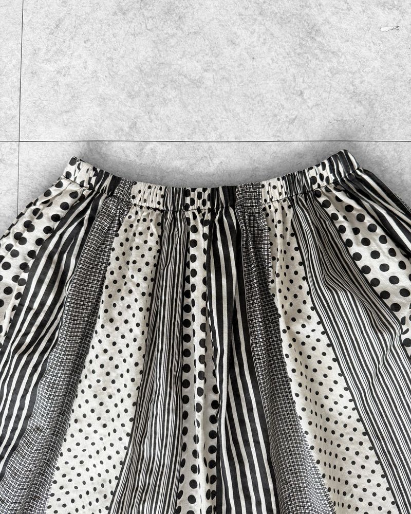 MOMENT PATCH MIX SKIRT