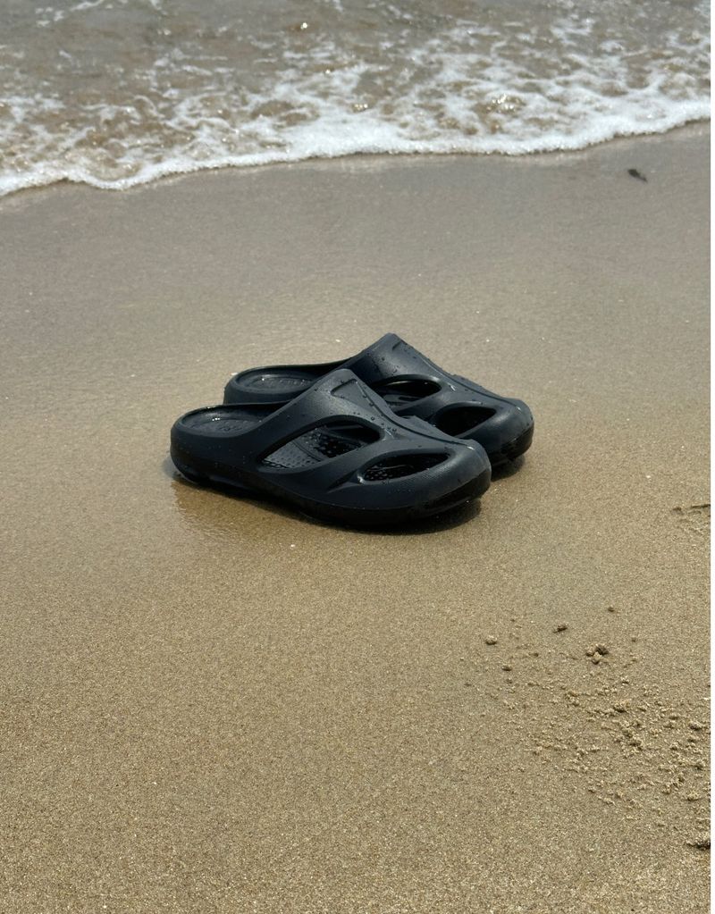 Santos Slippers