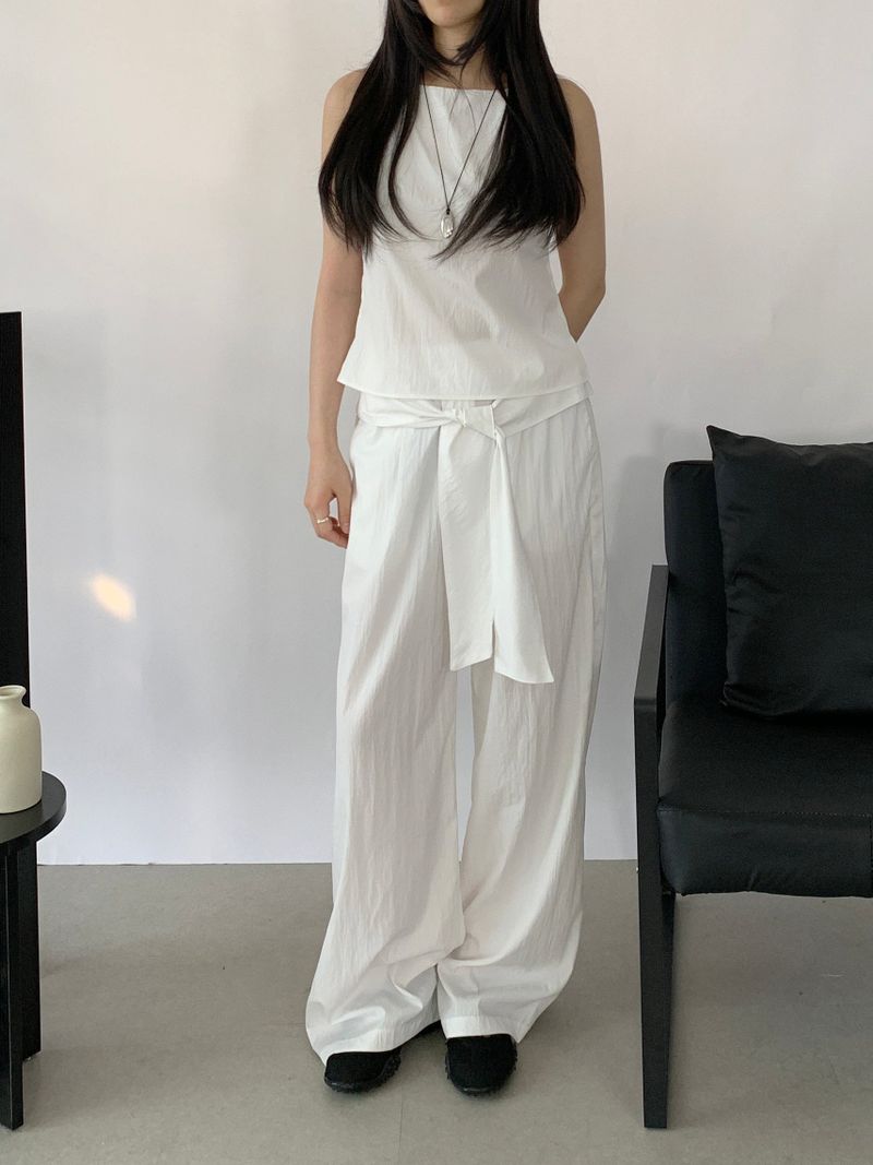 Raina halterneck sleeveless blouse