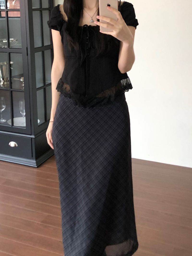 Hera frill blouse (2 colors)
