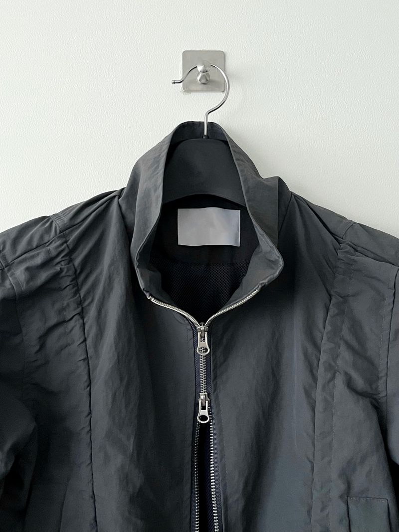 Loner windbreaker
