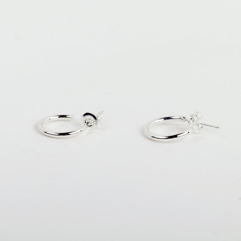 シルバーオープンリングピアス