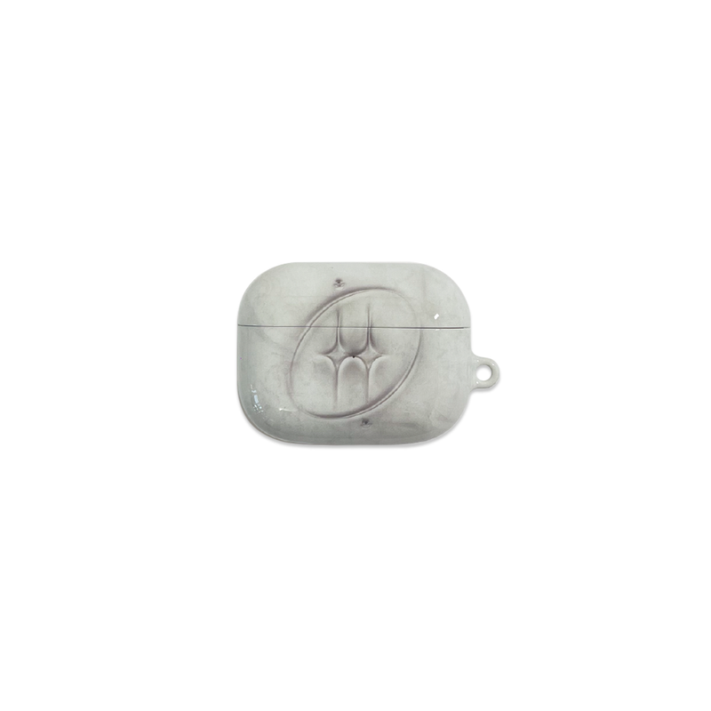 mineor（マインオアー）の「[MADE] grayish logo airpod case (glossy)（Smartphone Accessories）」