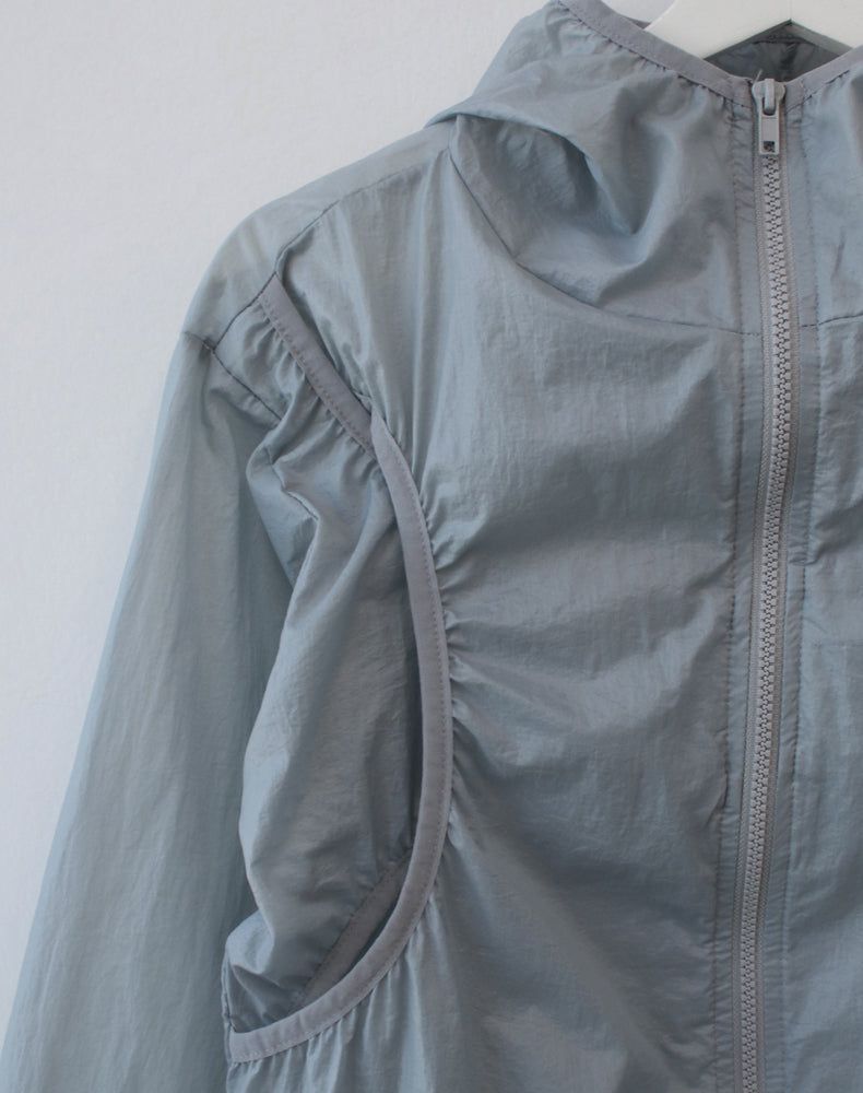 slit wind breaker