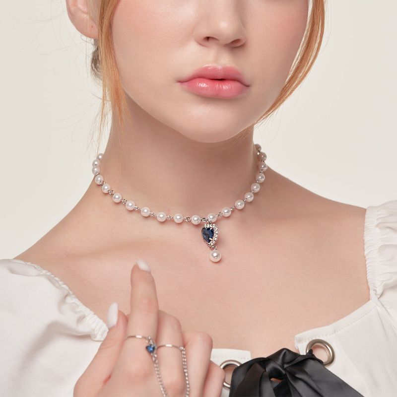SAPPHIRE BLUE NECKLACE